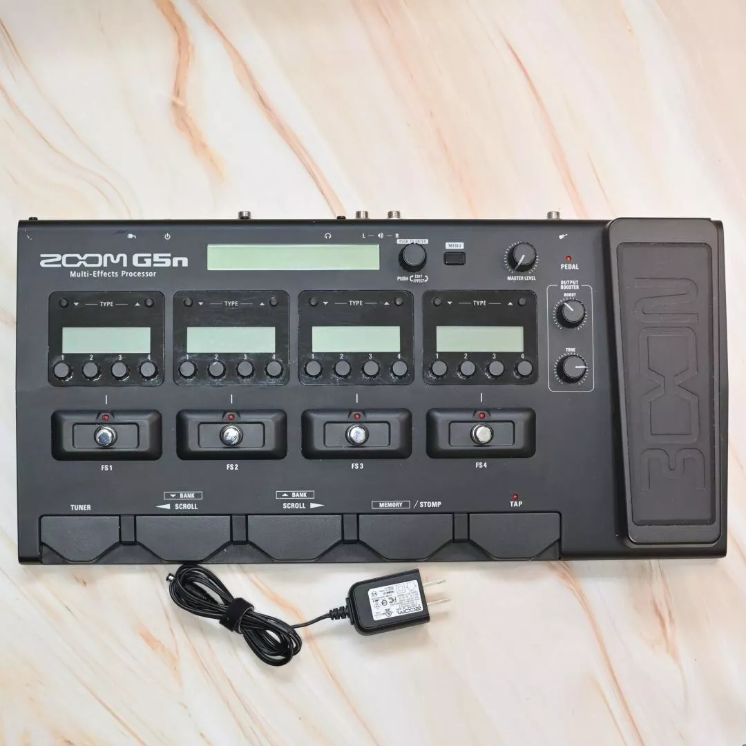 Zoom G5N Guitar Multi Effect w/ power supply