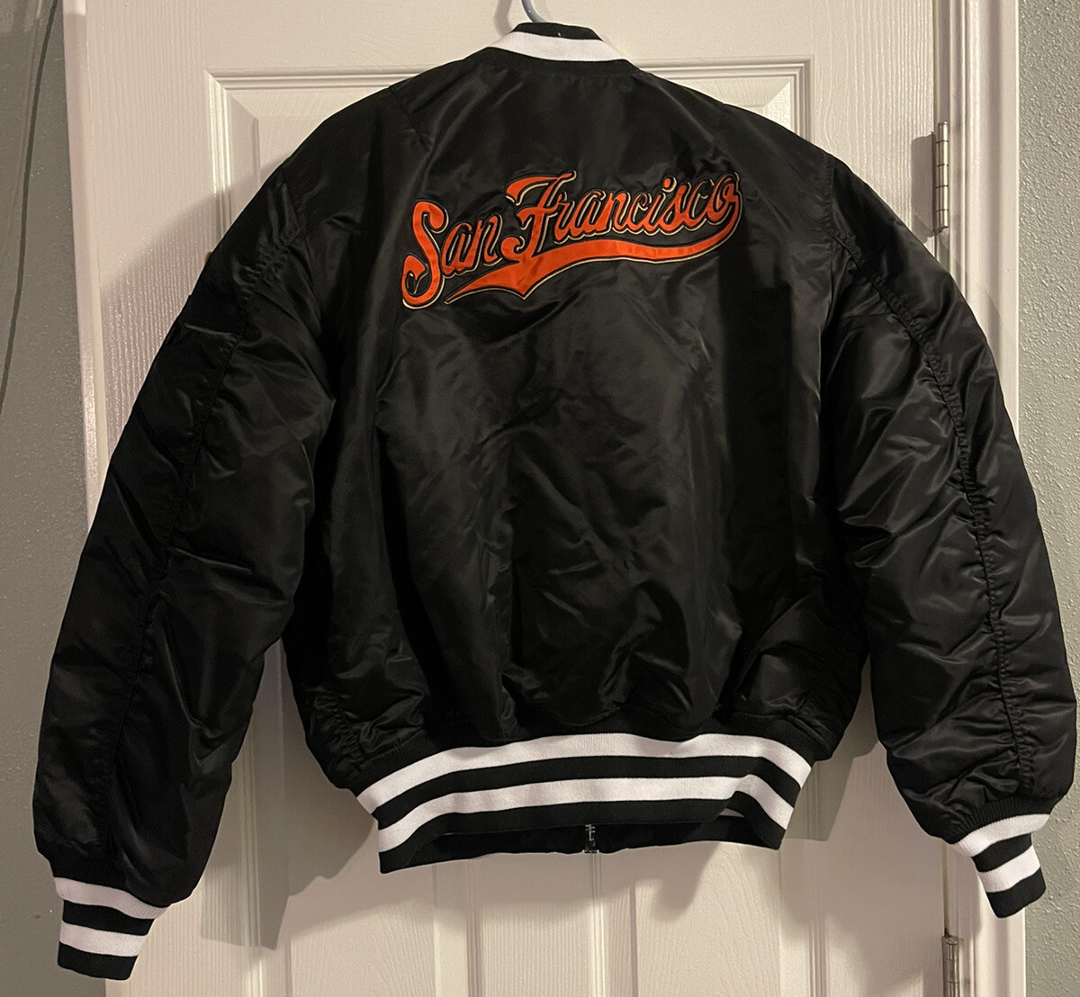 Alpha Industries x San Francisco Giants MA-1 Reversible Bomber Jacket, New  | eBay