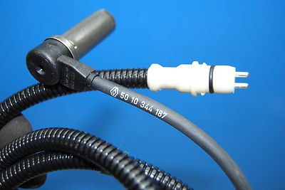 RENAULT Tracks LKW Premium Magnum ABS Sensor Raddrehzahl 5010344187