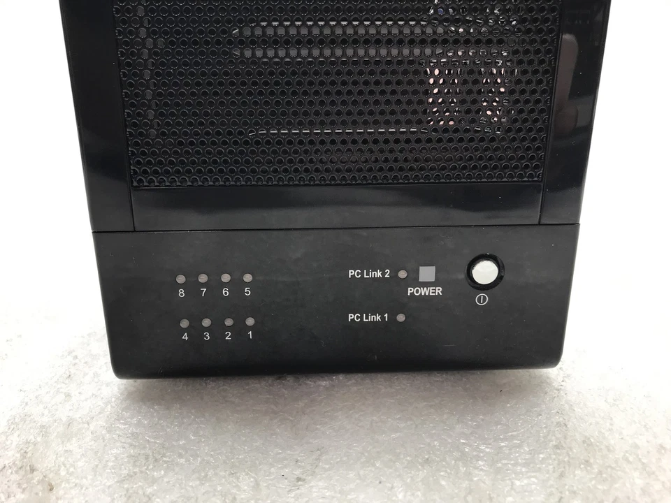 Sans Digital ST-SAN-TR8UT+NC TowerRAID 8-Bay USB 3.0/eSATA Hardware 5 Tower - Image 3 of 4