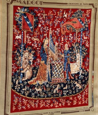Margot de Paris große fertige Nadelspitze. Dame A La Licorne L'Ouie