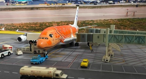 1/200 JC wings A380-800 ANA JA383A Orange Very Rare