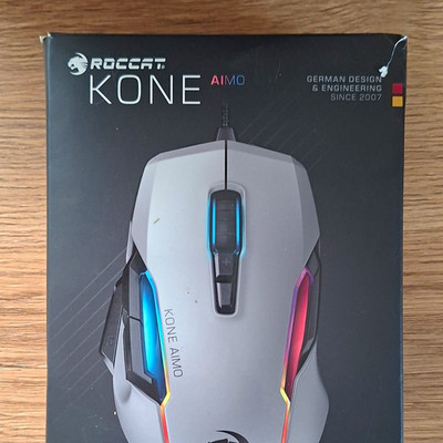 ROCCAT Kone AIMO Gaming-Maus USB verkabelt Owl-Eye 16000 DPI Weiß
