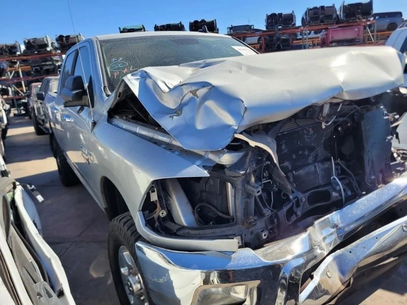 Manija de puerta exterior RAM2500 2016 26684408 Foto 4 de 4