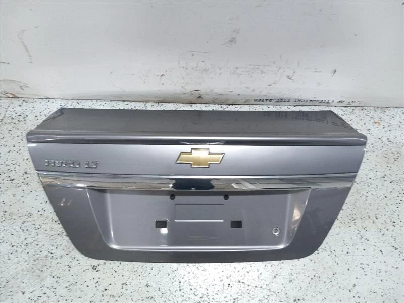Chevrolet Aveo 2007-2011 puerta trasera con tapa Foto 2 de 4