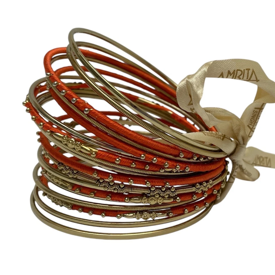 Conjunto Brazalete Brazalete Amrita Singh Tono Dorado Envuelto Hilo Naranja 18 Pulseras Foto 2 de 4