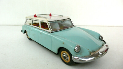 Jouet Ancien Citroën DS Break En Tôle, Moteur à Friction Qui Fonctionne, Longueur 21 Cm