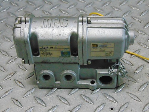 VANNE PNEUMATIQUE MAC VALVES 531F-01-2 - Photo 1/2