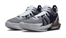 Authentic Nike / Lebron Witness VII / WHITE-METALLIC SILVER-BLACK / NIB