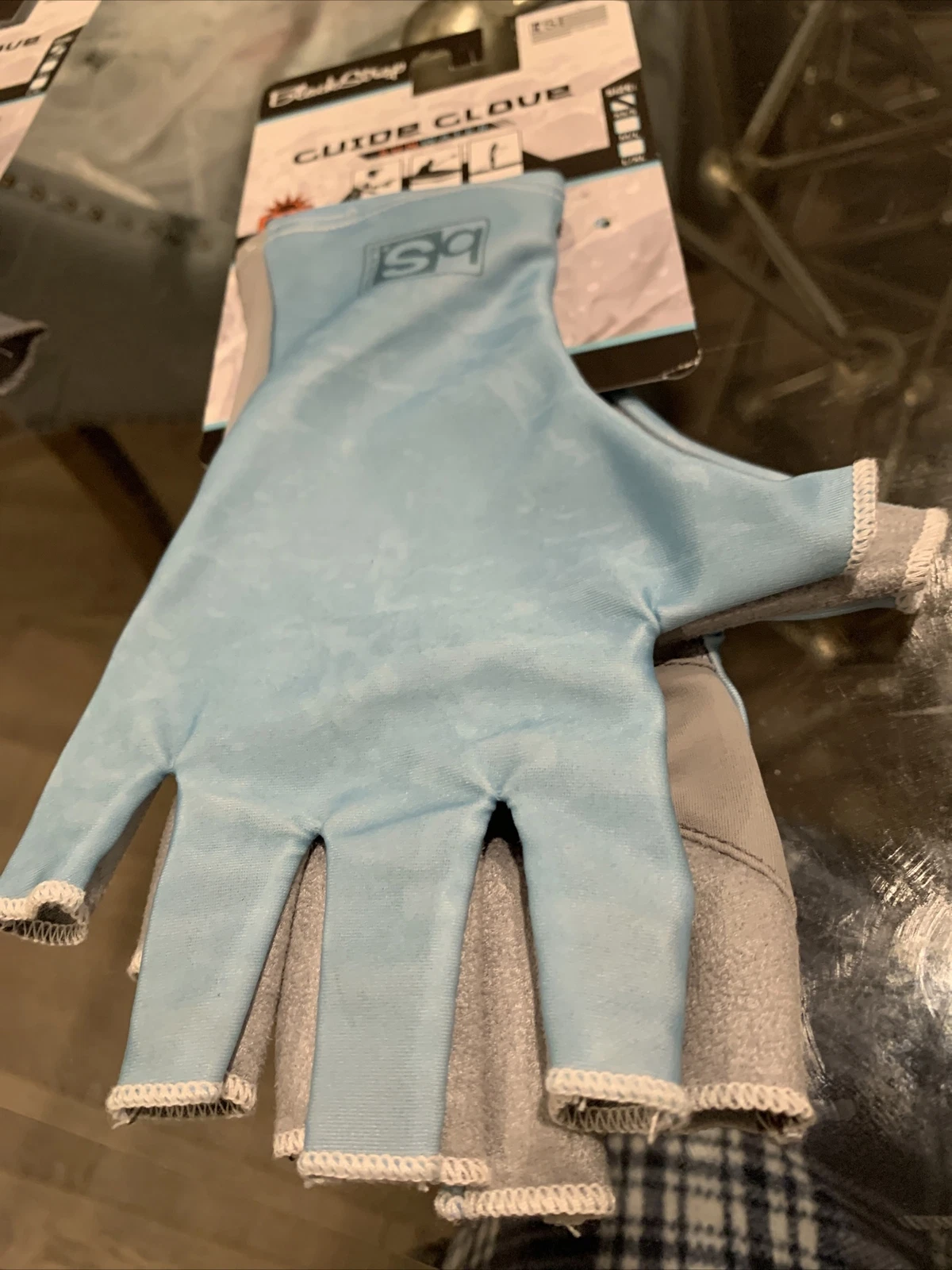 BlackStrap Guide Gloves Sunwater