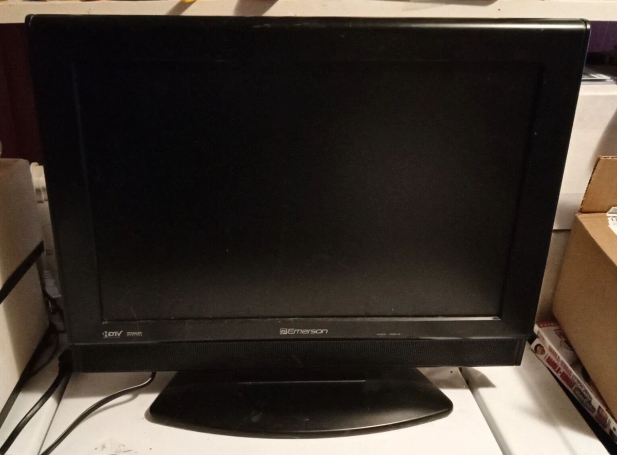 Emerson 19 LCD DIGITAL TV LC195EM87 HDTV