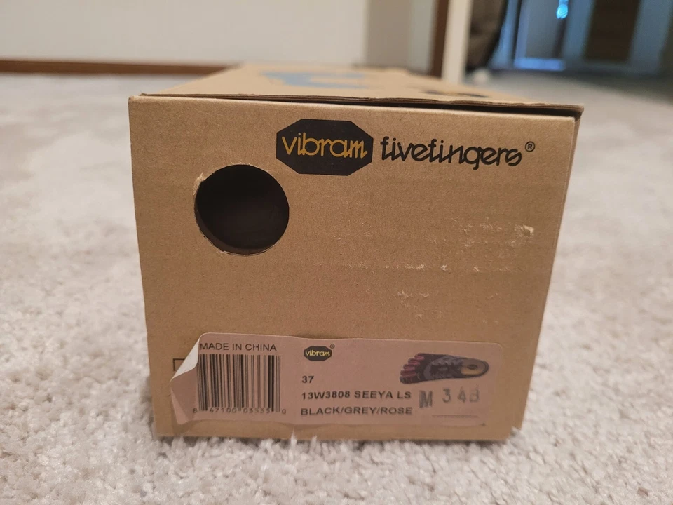 Vibram Fivefingers Shoes Womens Size 6.5 US 37 EU Black Grey Rose! - Image 3 of 4