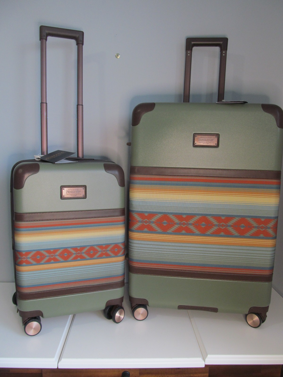 Carry On + Check In Spinners-nwt