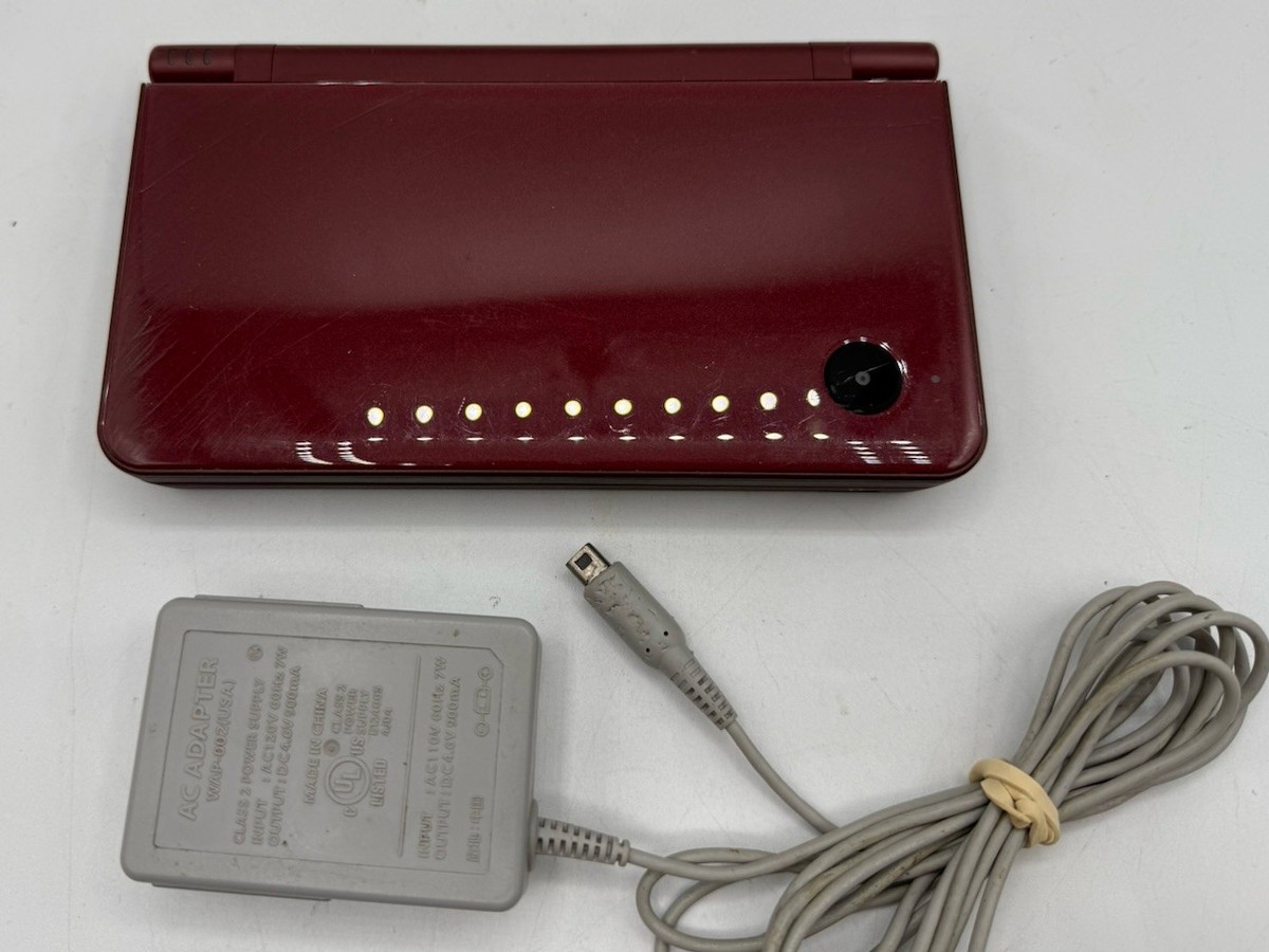Nintendo NINTENDO DS ニンテンドー DSI RED Nintendo DSi Red: Nintendo DS: Video Games - Amazon.ca