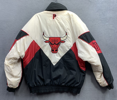 Vintage 90s NBA Chicago Bulls Pro Player Puffer Jacket NBA Full Zip Size M rare