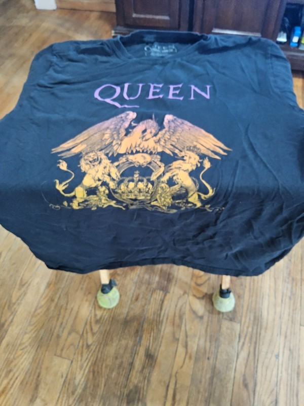 girls t shirt