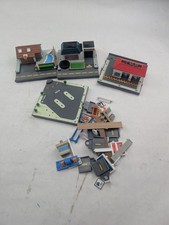 Lot of Vintage Micro Machines Street Corners Oil Change Car Wash Play-Set