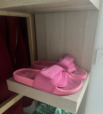 ADIDAS Pharell Williams Boost Slide Gr. 42 Solar Pink Neupreis 129,- 