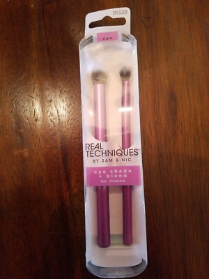 Real Techniques Eye Shade Plus Blend