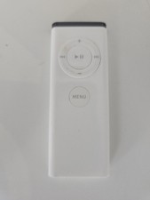 Original Apple Remote A1156 White Tested for iPod Universal Dock  Apple TV