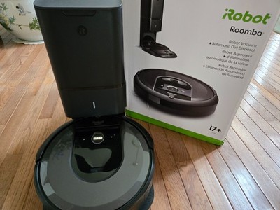 iRobot Roomba i7+ Robot Vacuum with Clean Base Automatic Dirt Disposal Dock