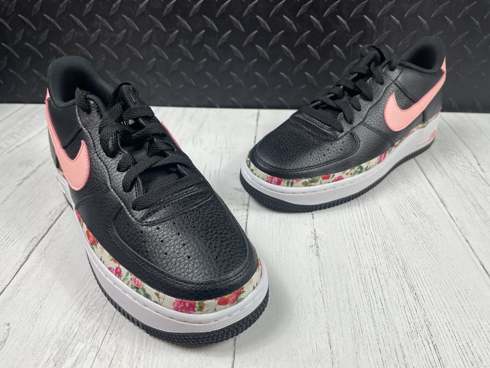 arquitecto vena empeñar New Nike Air Force 1 VF BQ2501-001 Vintage Floral Black Size 7 Youth/ Wmns  8.5 | eBay