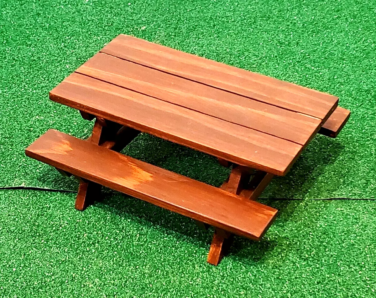 Cedar picnic table with benches outlet