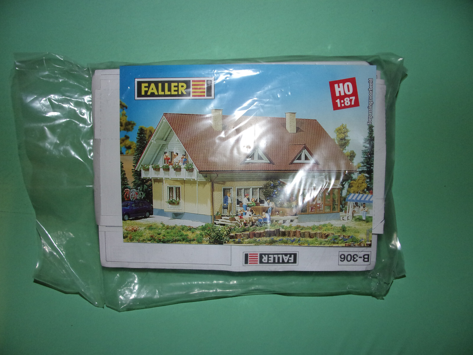 Maquette maison avec véranda FALLER B-306 pour décor H0