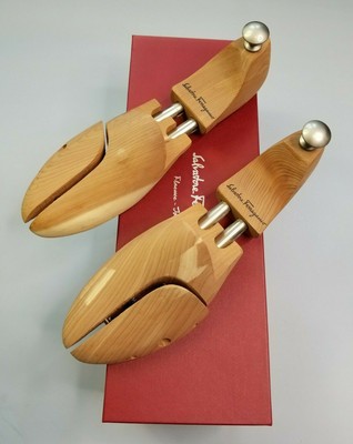 ferragamo shoe tree