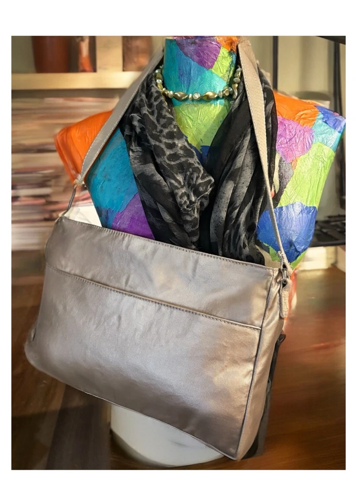 Bolso Bandolera Kipling Angie Metálico Tostado Nuevo-sin etiquetas. Foto 2 de 4