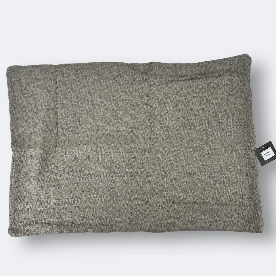 Herrajes de restauración Texturizados Chevron Almohada Falsa Lote de 2 Tamaño Estándar Niebla Foto 3 de 4