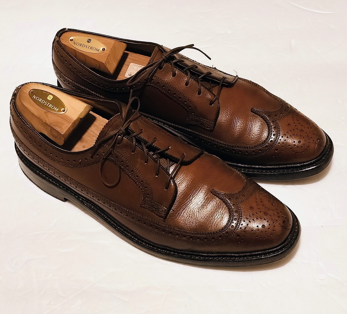 Vintage Florsheim Imperial Long Wingtip 5-Nail V-Cleat Shoes 93602
