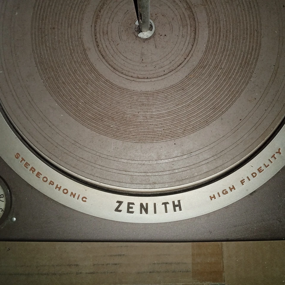 Tocadiscos Zenith Estereofónico Alta Fidelidad Micro Táctil - Tocadiscos - COMO ESTÁ Foto 2 de 4
