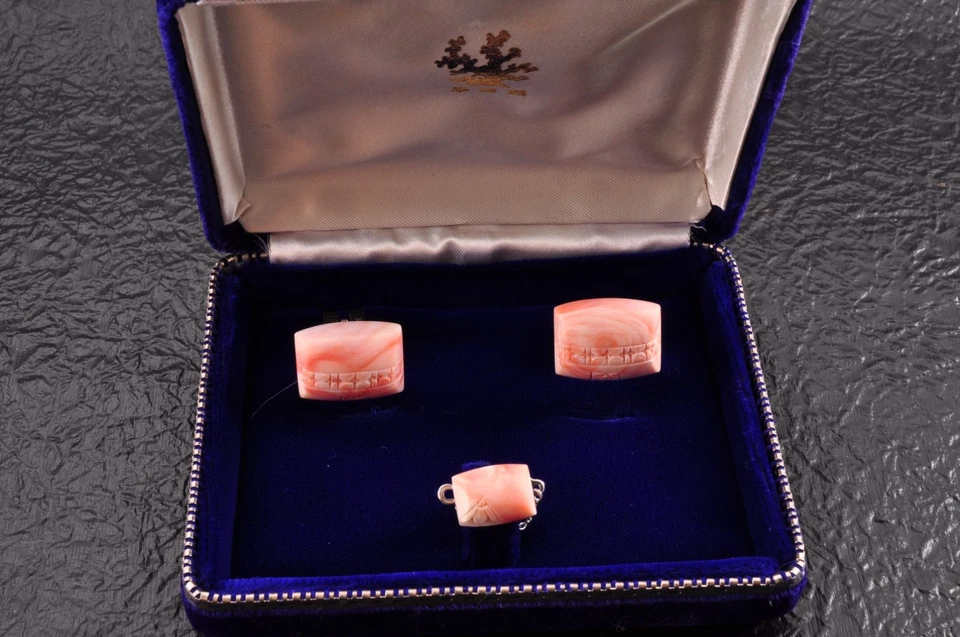 Certificación Rosa Coral Gemelos Alfileres de Corbata (Total 88ct) Tallados "Flor de Cerezo" Foto 2 de 4