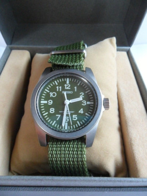 LN S/S Men's Seiko NANO Universal Limited Edition 100M Watch 7N01