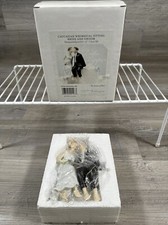 Wedding Cake Topper Kissing Sitting Bride and Groom Porcelain Weddingstar New