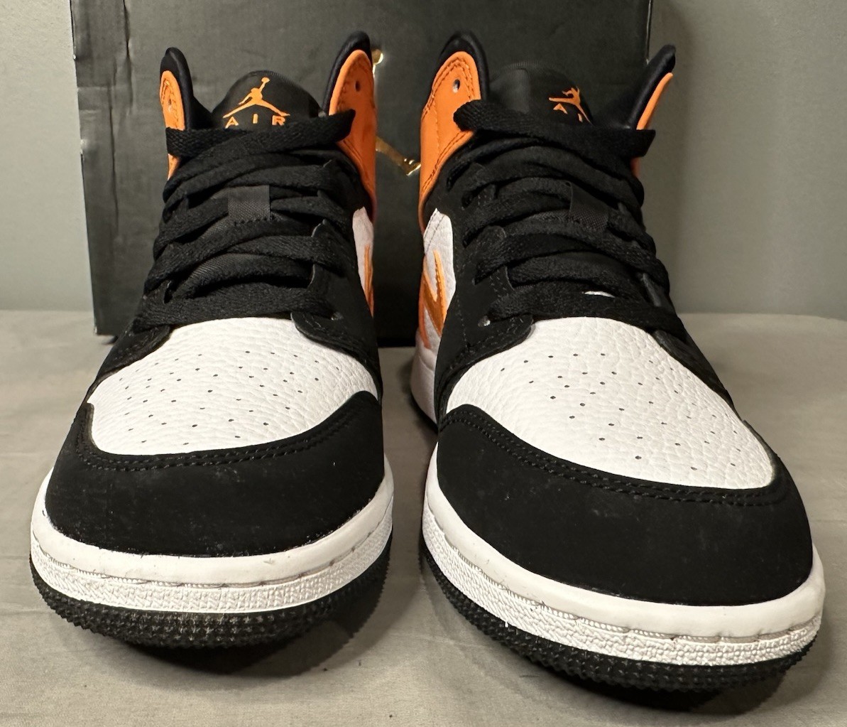 Air Jordan 1 MID Shattered Backboard (GS) 554725-058 Youth Size 5Y