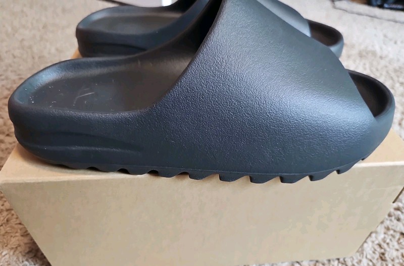 Adidas Yeezy Slide Onyx Black Sz 12 100% AUTHENTIC|FAST SHIP) HQ6448 DEADSTOCK 