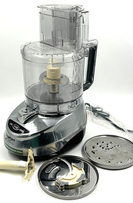Cuisinart Prep 9 Cup Food Processor Brushed Stainless Finish DLC-2009CHB EUC