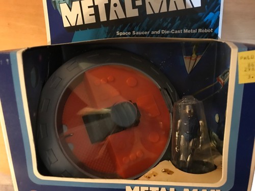 Vintage 1976 Zylmex Zee toys METAL MAN SPACE SAUCER with Radon in box - Picture 4 of 4