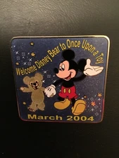 WDW Welcome Disney Bear To Once Upon a Toy March 2004 LE 1000 Disney Pin