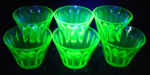 Vintage Set of (6) Anchor Hocking Green Vaseline Glass Ribbed Custard Bowls Exc