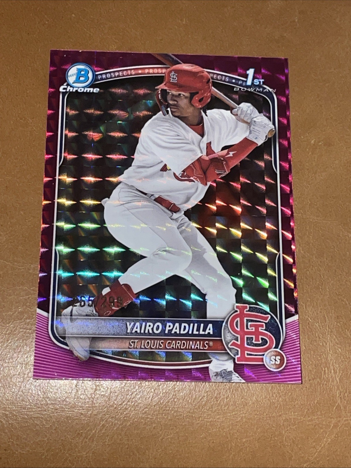 2025 Bowman Chrome 1st Yairo Padilla Fuchsia Geometric Refractor /299