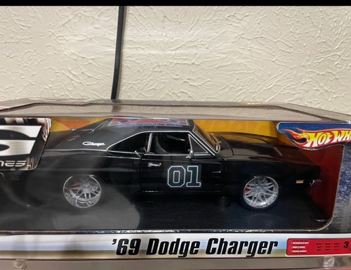 THE DUKES OF HAZZARD NUEVO PERSONALIZADO 1969 DODGE CARGADOR GENERAL LEE 1:18 COCHE FUNDIDO A PRESIÓN