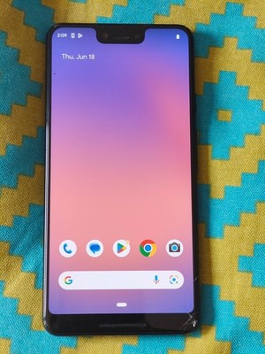 Google Pixel 3 XL 128GB schwarz - funktionstüchtig, entsperrt, kleiner Riss im Displayglas