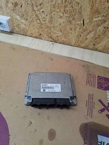 VW PASSAT Variant B5 3B5 Motorsteuergerät ECU 3B0907557 727100 5WP4350 34892751