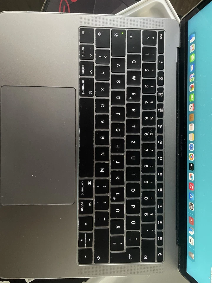Apple MacBook Pro 13" 2017 · i5 · 16GB · 128GB, Foto 2 von 4