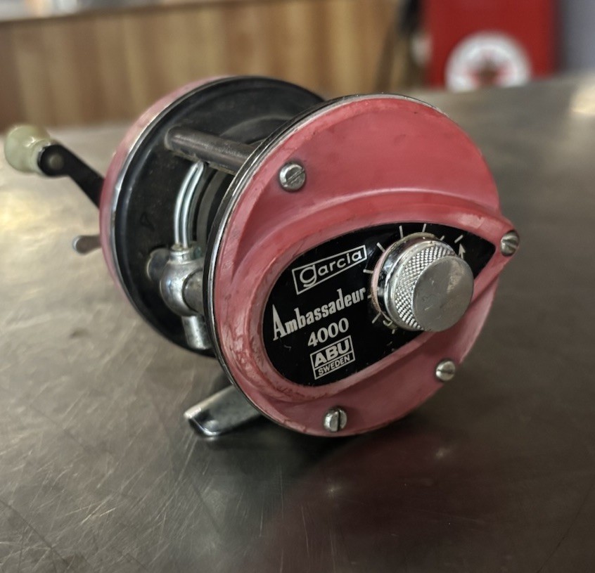 リ*パ様 Garcia Ambassadeur 4000 ベイトリール スウェー VTG Abu Garcia Ambassadeur 4000 Vintage Early Fishing Reel Made in