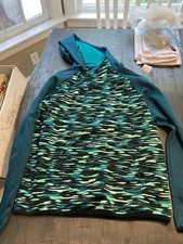 Nike Therma-FIT Hoodie M Green Thumb Holes Printed Sweatshirt Womens Sweatshirt
