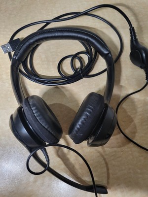 Logitech Logi USB Headphone Headset Mic Wired Black Volume Control Gaming H390
